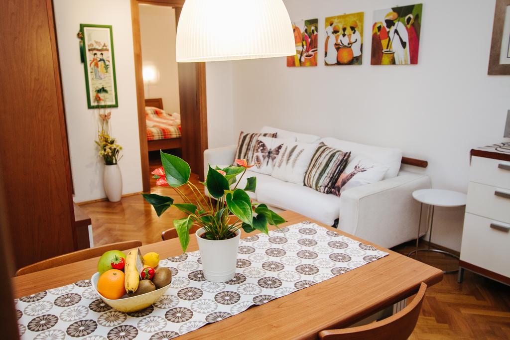 Apartment Stella สปลิท ภายนอก รูปภาพ